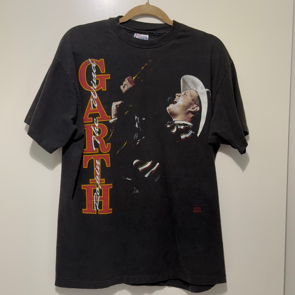 Vintage 1991 Garth Brooks Ropin the Wind T-Shirt Hanes Beefy-T Large 90s Country
